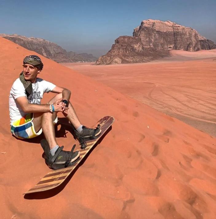 Moon City With Jeep Trips Wadi Rum Ngoại thất bức ảnh