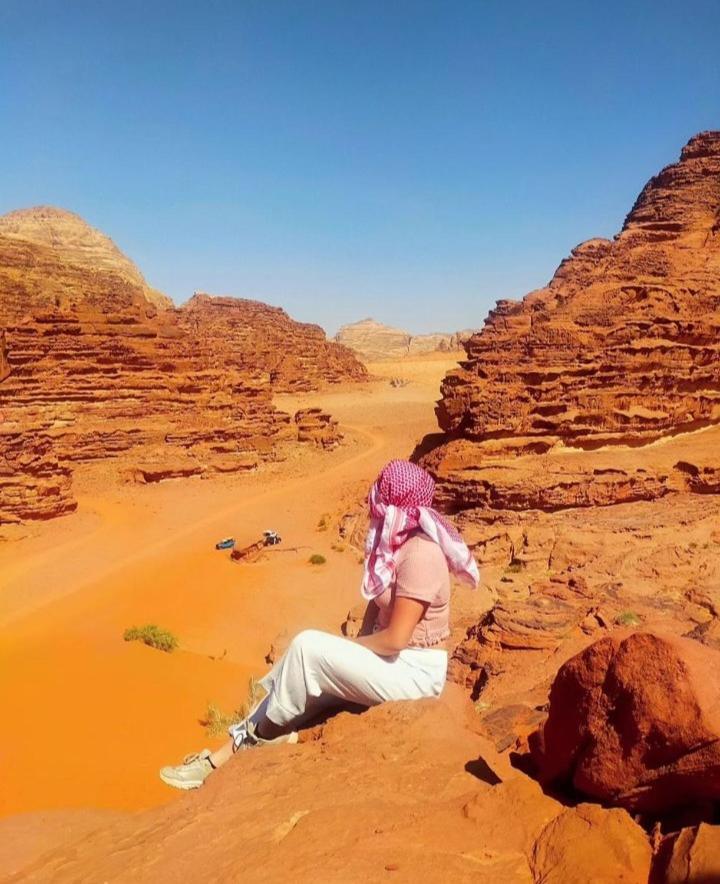 Moon City With Jeep Trips Wadi Rum Ngoại thất bức ảnh