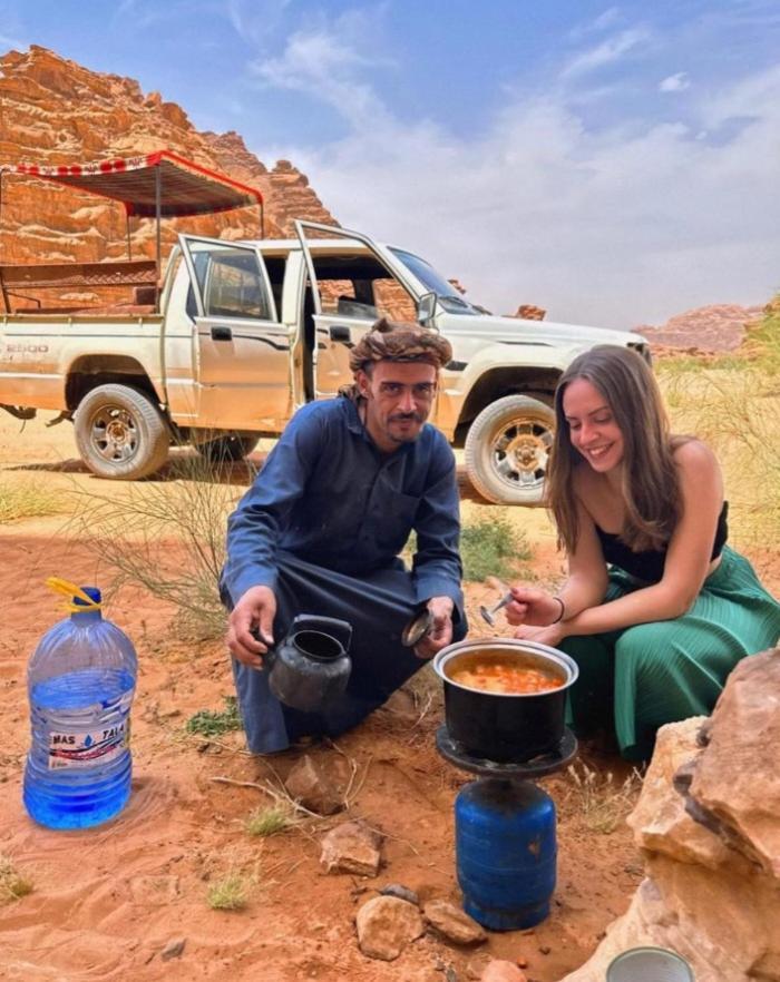 Moon City With Jeep Trips Wadi Rum Ngoại thất bức ảnh